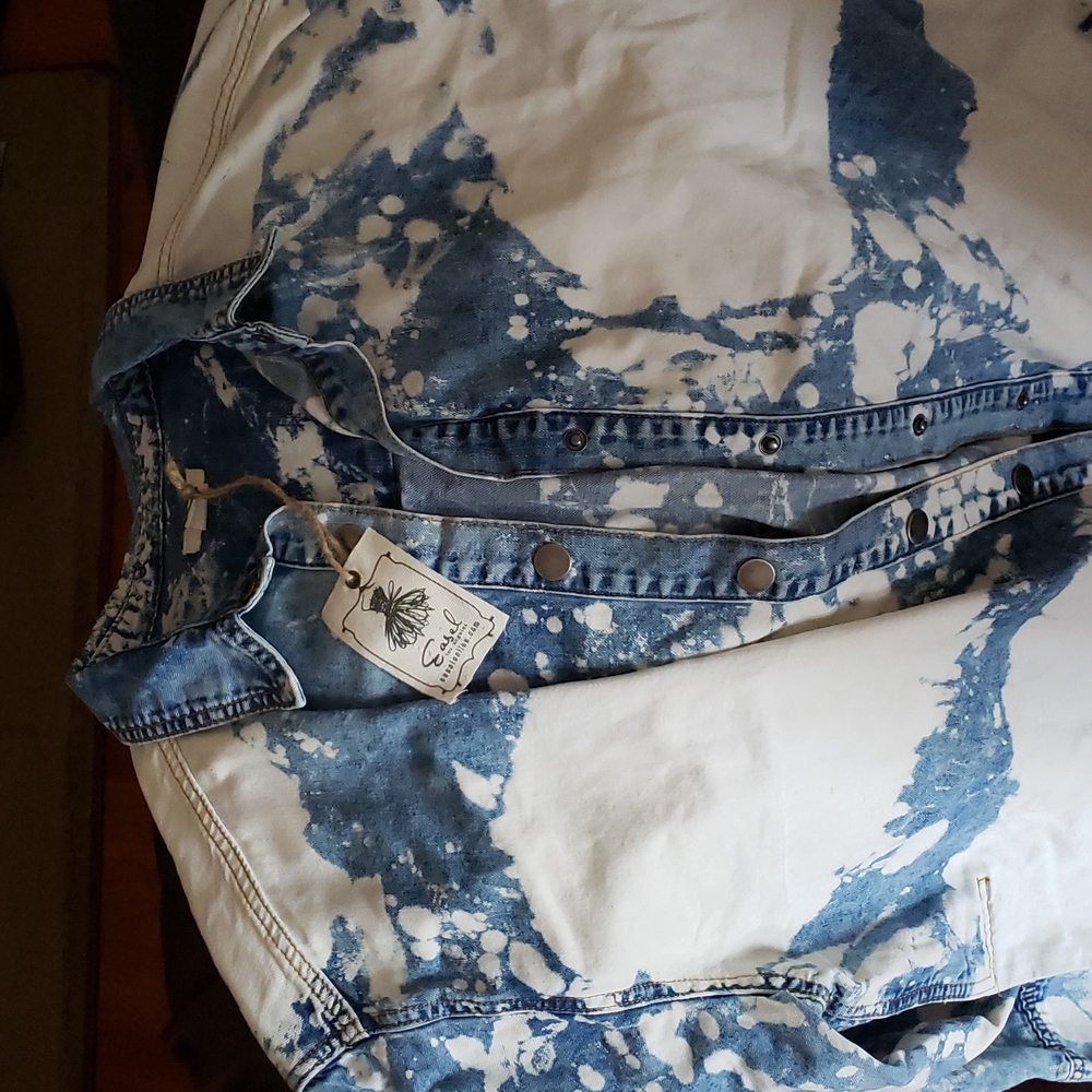 Bleached jean shacket
